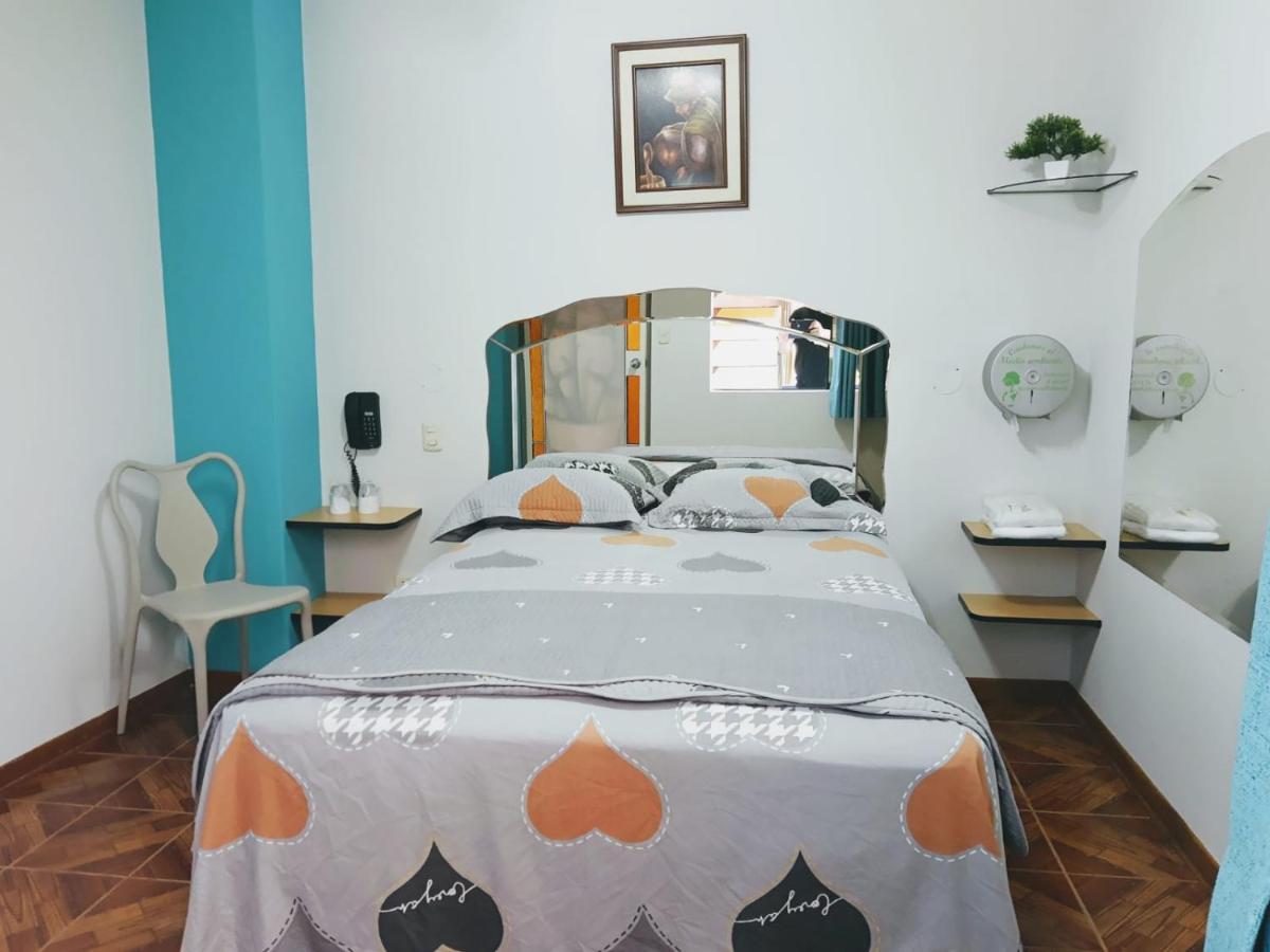 Hospedaje Las Tres Regiones Lima Dış mekan fotoğraf